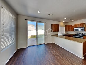 5561 N Lisbon St in Denver, CO - Building Photo - Building Photo