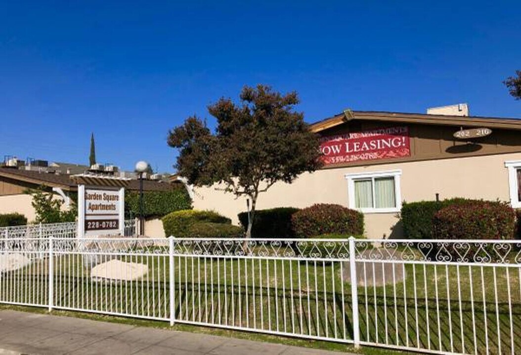 204 W Dakota Ave in Fresno, CA - Foto de edificio