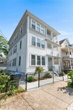 61 Wealth Ave in Providence, RI - Building Photo - Building Photo