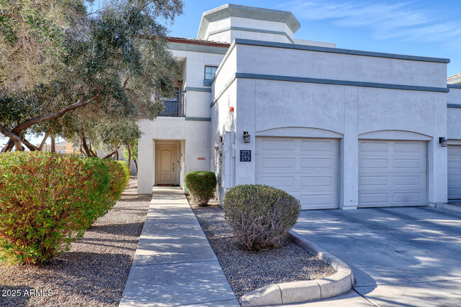 295 N Rural Rd in Chandler, AZ - Foto de edificio - Building Photo