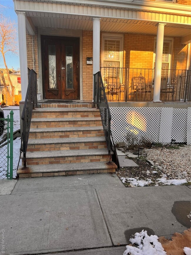 property at 105-17-105170 170th St