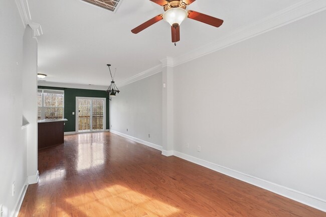 503 Saint Jules Ln in Nashville, TN - Foto de edificio - Building Photo