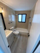 1520 NE 56th St-Unit -9 in Fort Lauderdale, FL - Building Photo - Building Photo