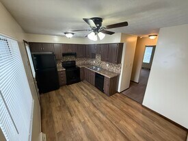 3209 Cedar Grove Pl S in Grove City, OH - Building Photo