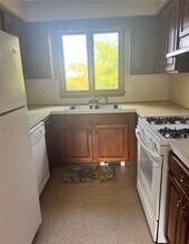 272 R Child St in Warren, RI - Building Photo - Building Photo