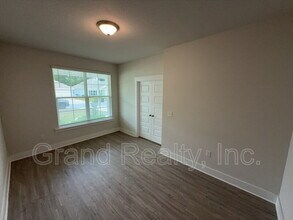 7016 Whitetail Run Dr in Bellview, FL - Building Photo - Building Photo