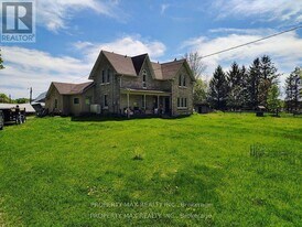 5363 Davis Dr in Whitchurch-Stouffville, ON - Building Photo