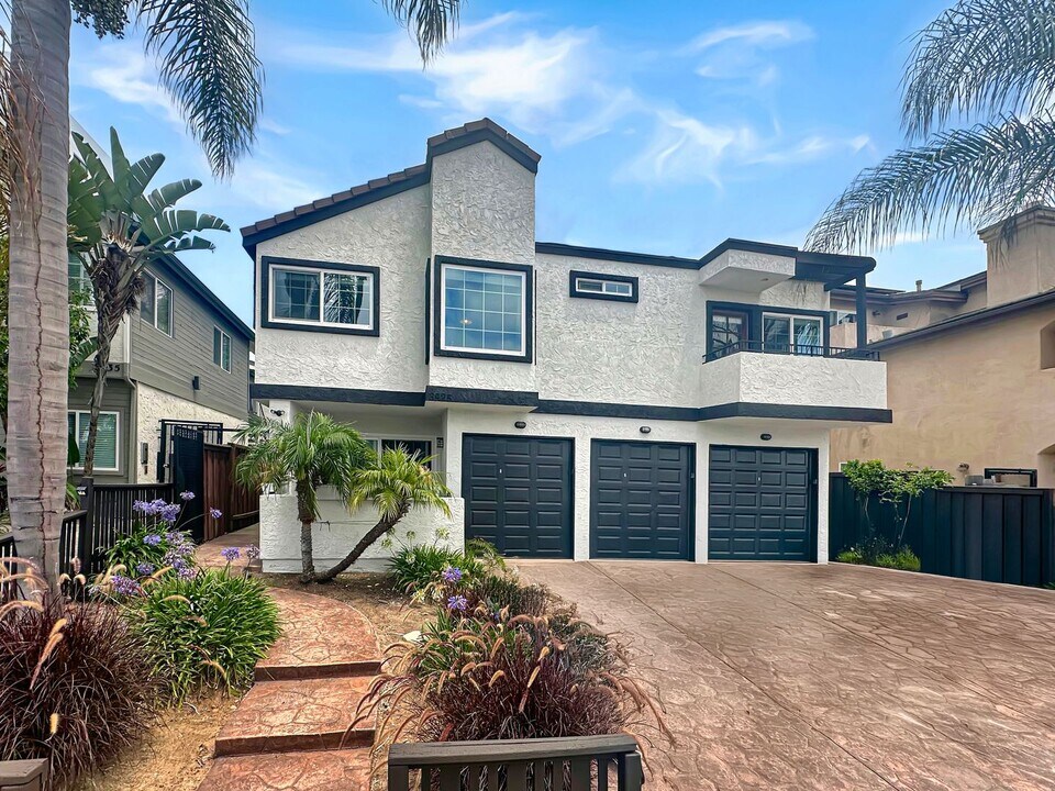 3925 Oregon St in San Diego, CA - Building Photo