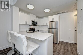 1101 Lackner Blvd in Kitchener, ON - Building Photo - Building Photo