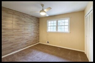 6554 George Walton Dr in Harlem, GA - Building Photo