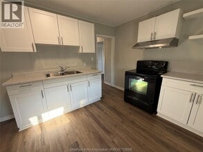 252 Queen St in Chatham, ON - Building Photo - Building Photo