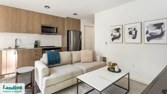 2301 E Union St, Unit A220 in Seattle, WA - Building Photo