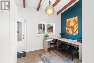 377 Summit Ave in Ottawa, ON - Building Photo - Building Photo