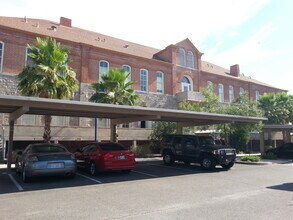 460 S 6th Ave in Tucson, AZ - Foto de edificio - Building Photo