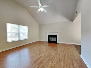 1939 Redwood Trace in Ellenwood, GA - Building Photo - Building Photo