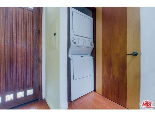 property at 5303 Satsuma Ave