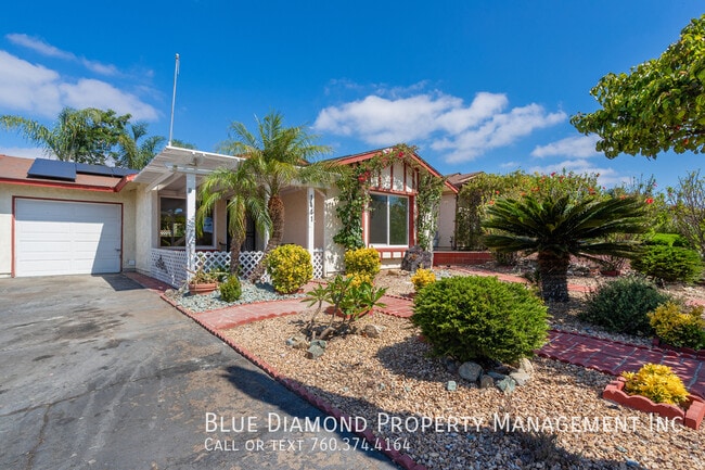 1441 Peacock Blvd in Oceanside, CA - Building Photo - Building Photo