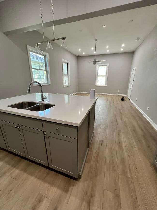 423 Arthur St in San Antonio, TX - Building Photo - Building Photo