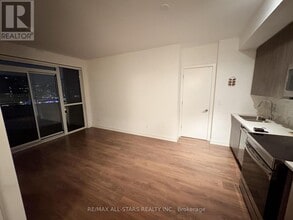 50 Bruyeres Mews in Toronto, ON - Building Photo - Building Photo