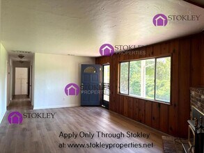 856 Grayson Rd in Pleasant Hill, CA - Building Photo - Building Photo