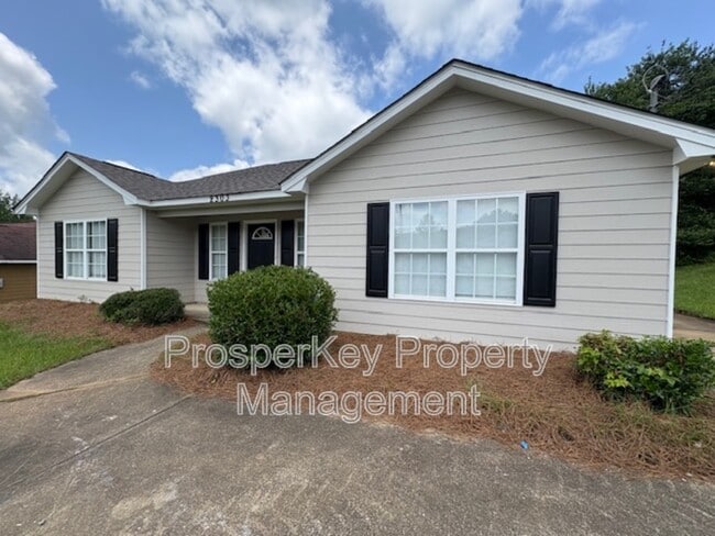 2303 Nail Ct in Phenix City, AL - Building Photo - Building Photo