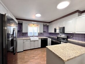 3355 Dexter Dell SE in Winter Haven, FL - Building Photo - Building Photo