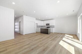 1163 S Underwood St in Kennewick, WA - Building Photo - Building Photo