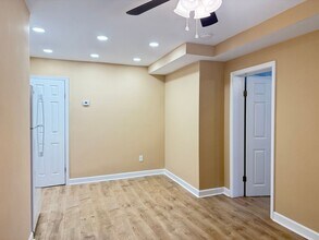 8716 Plymouth St in Silver Spring, MD - Building Photo - Building Photo