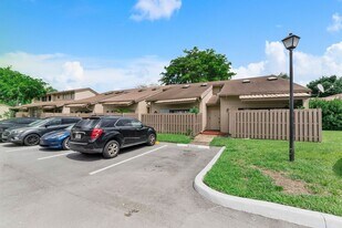 8026 SW 22nd Ct in Davie, FL - Building Photo