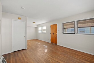 308 Shepley Dr in St. Louis, MO - Building Photo - Building Photo