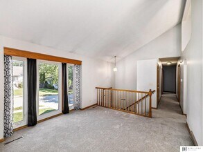 3427 Faye Dr in Bellevue, NE - Building Photo - Building Photo