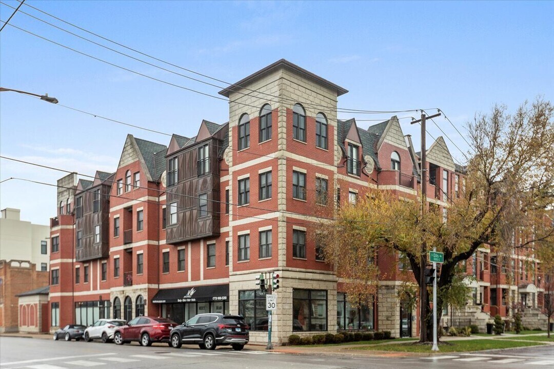 4234 S Ellis Ave in Chicago, IL - Building Photo