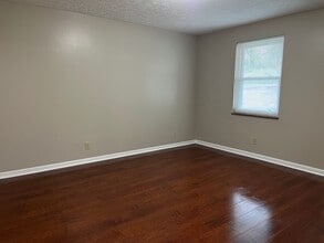 480 E Red Bud Rd in Knoxville, TN - Building Photo - Building Photo