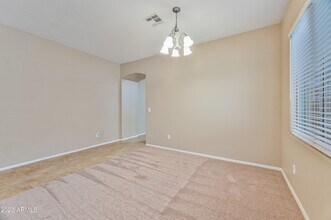 3075 W Yellow Peak Dr in Queen Creek, AZ - Building Photo - Building Photo