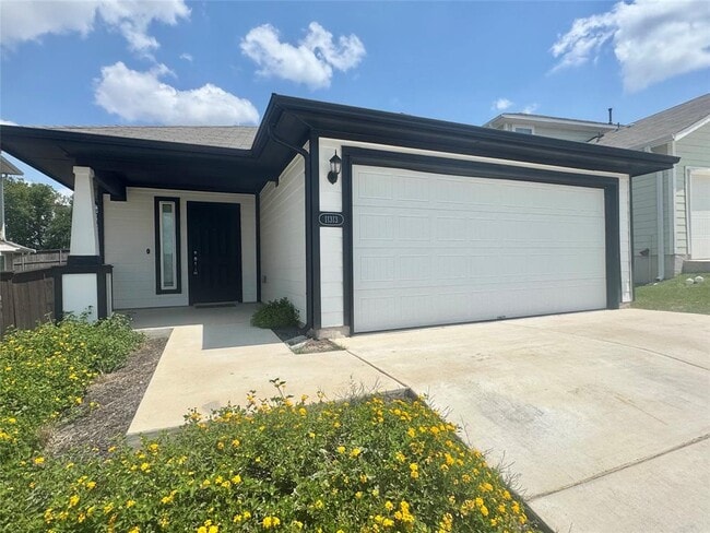 11313 Lago de Garda Dr in Austin, TX - Building Photo - Building Photo