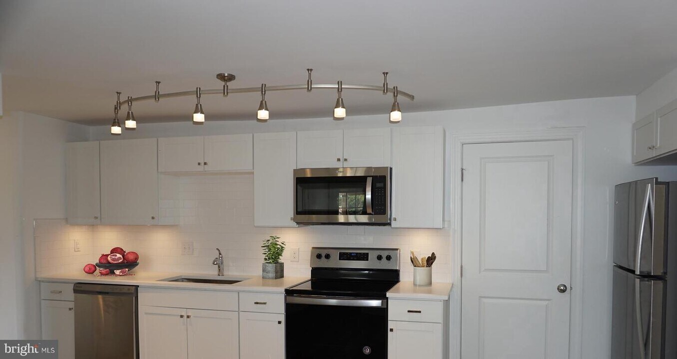 539 Gravel Pike-Unit -F4 in Collegeville, PA - Building Photo