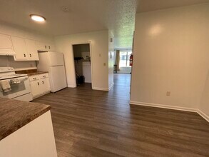 76 Glenbrook Dr in Trenton, GA - Building Photo - Building Photo