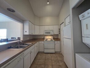 9158 SW 51st Rd in Gainesville, FL - Building Photo - Building Photo