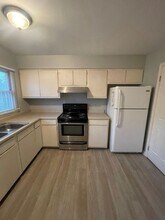 608 W Church St in Elizabeth City, NC - Building Photo - Building Photo