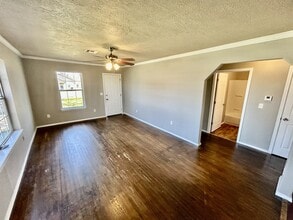 1127 E Beverly St in Ada, OK - Building Photo - Building Photo