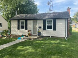 216 N 9th St in Rochelle, IL - Building Photo