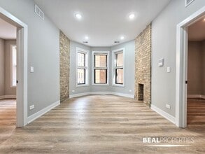 428 W Belden Ave in Chicago, IL - Foto de edificio - Building Photo