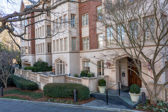 The Clifton in Atlanta, GA - Foto de edificio - Primary Photo