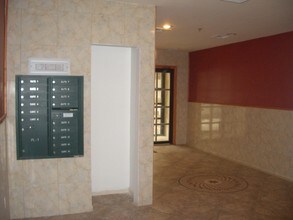 906 E 180th St in Bronx, NY - Building Photo - Lobby