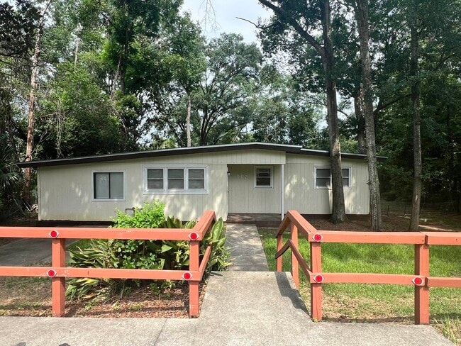 602 Kyle St in Tallahassee, FL - Building Photo - Building Photo