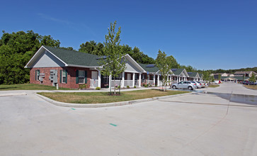 Water Crest Villas in Arnold, MO - Building Photo - Building Photo