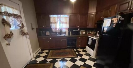 438 S River St in Wilkes-Barre, PA - Building Photo - Building Photo