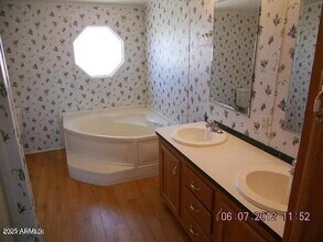26629 N 206th Ave in Wittmann, AZ - Building Photo - Building Photo