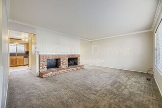 6930 E Briarwood Dr in Centennial, CO - Building Photo - Building Photo