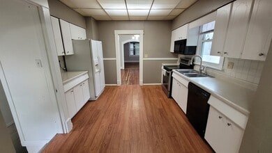 1006 S 4th St in Norfolk, NE - Building Photo - Building Photo